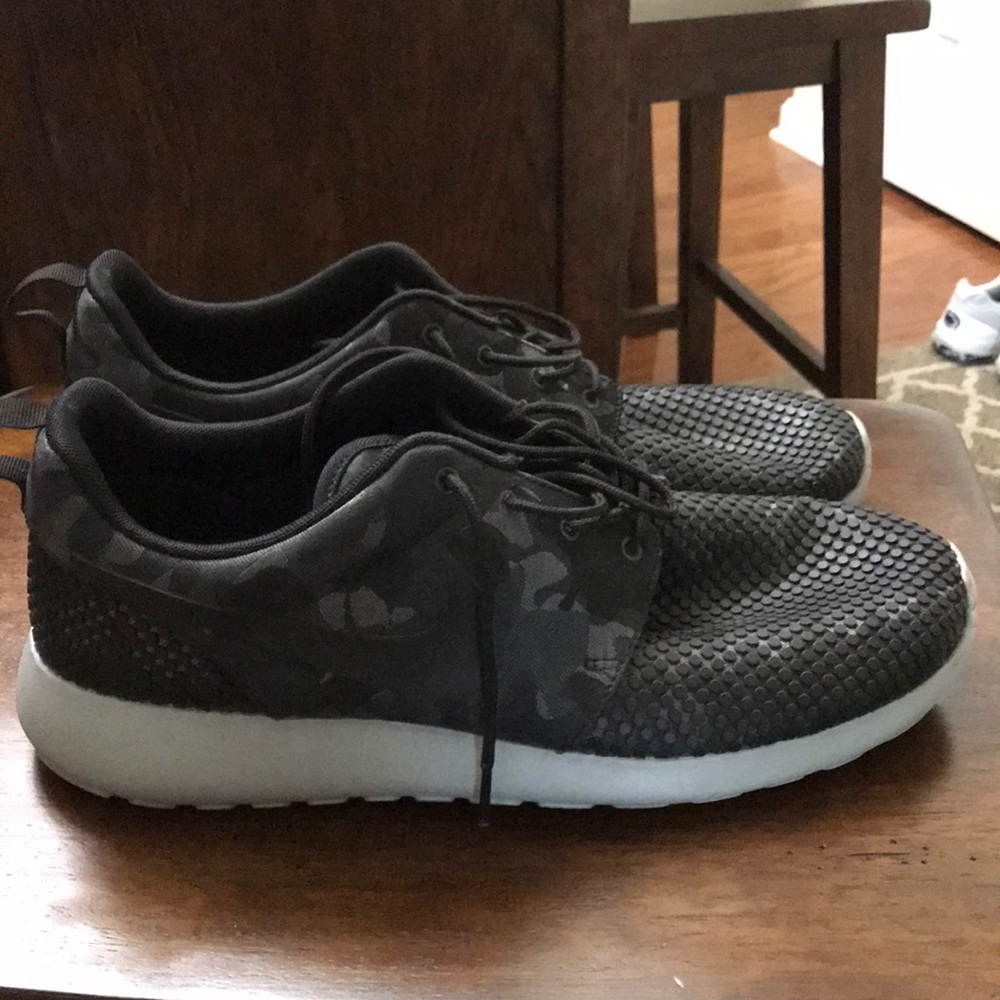 Nike Roshe Runs